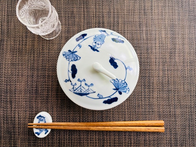 牡丹唐草異人 蓋物　しん窯青花 限定商品