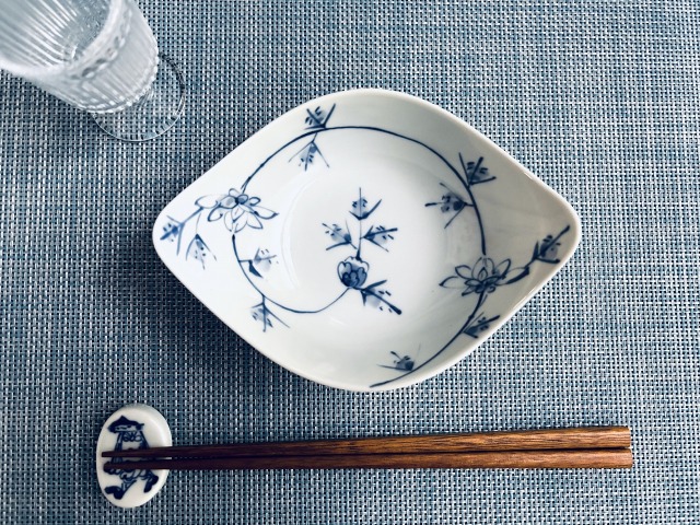 花唐草舟形中鉢