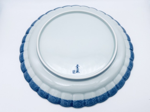 亀甲文菊割皿 しん窯青花匠 限定商品